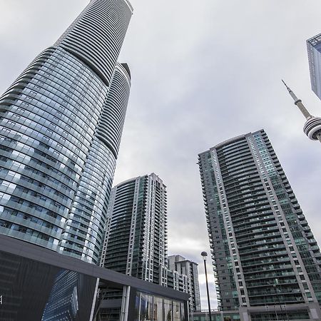 Royal Stays Condominiums - Upscale Downtown Suites Toronto Zewnętrze zdjęcie