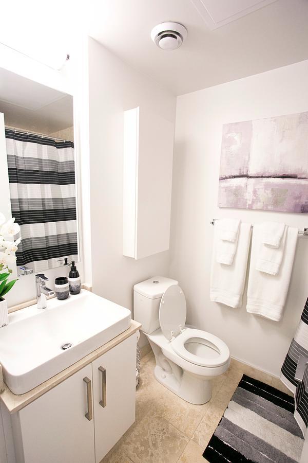 Royal Stays Condominiums - Upscale Downtown Suites Toronto Zewnętrze zdjęcie