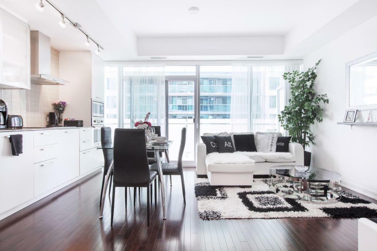 Royal Stays Condominiums - Upscale Downtown Suites Toronto Zewnętrze zdjęcie